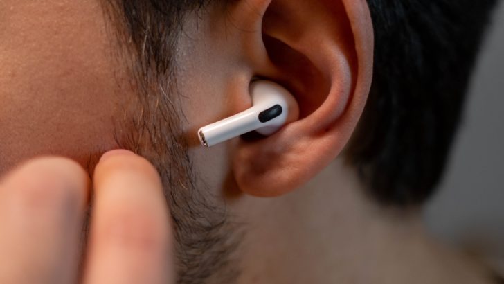 Photo of left airpod in ear
