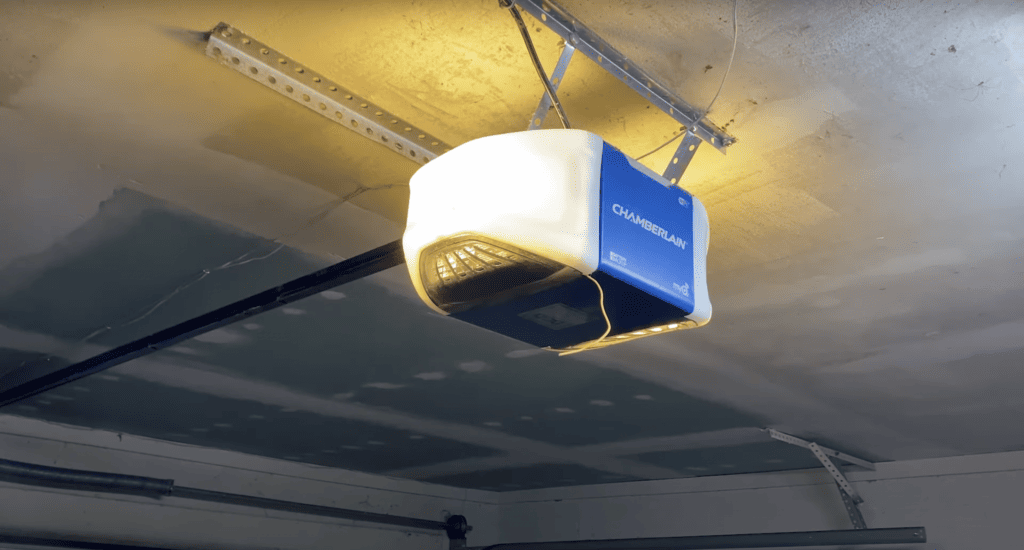 Chamberlain garage door opener lighten up on the ceiling